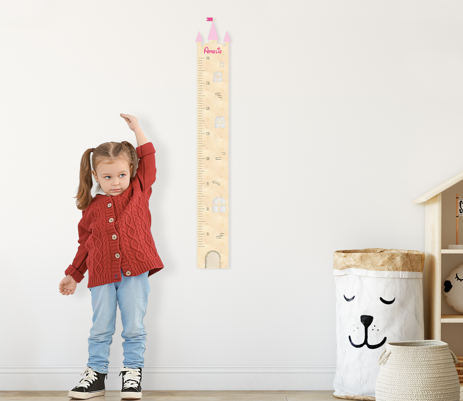Messlatte Burg im Kinderzimmer
